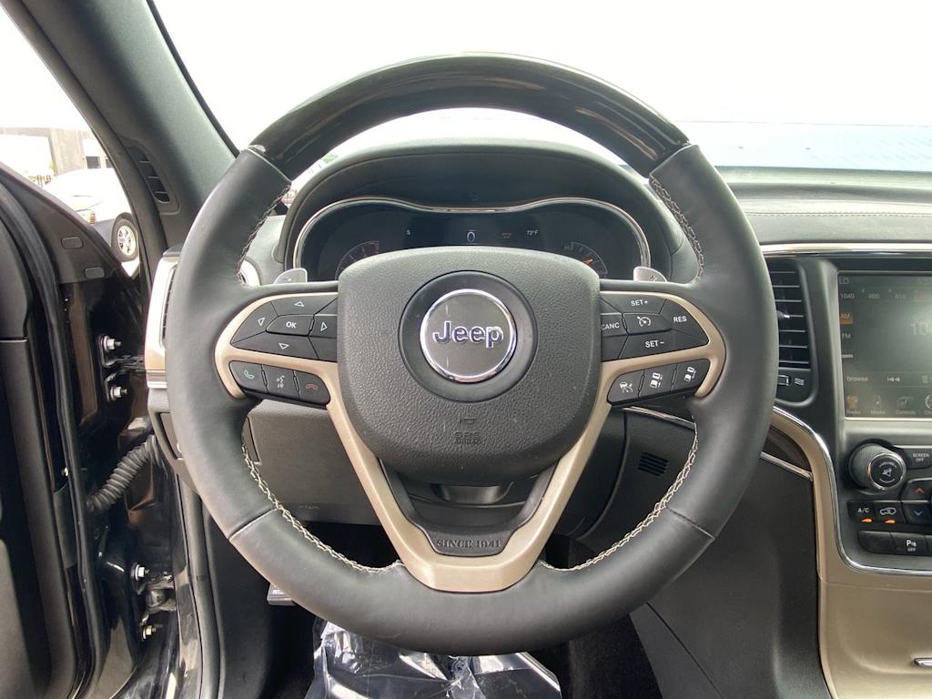 2014 Jeep Grand Cherokee Overland 12