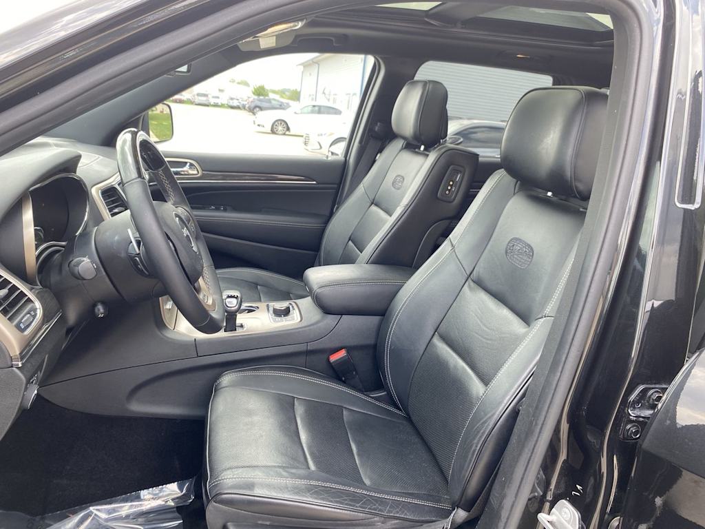2014 Jeep Grand Cherokee Overland 9