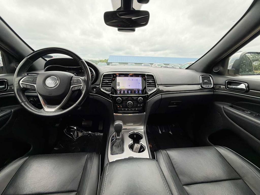 Thumbnail: 2020 Jeep Grand Cherokee - 8