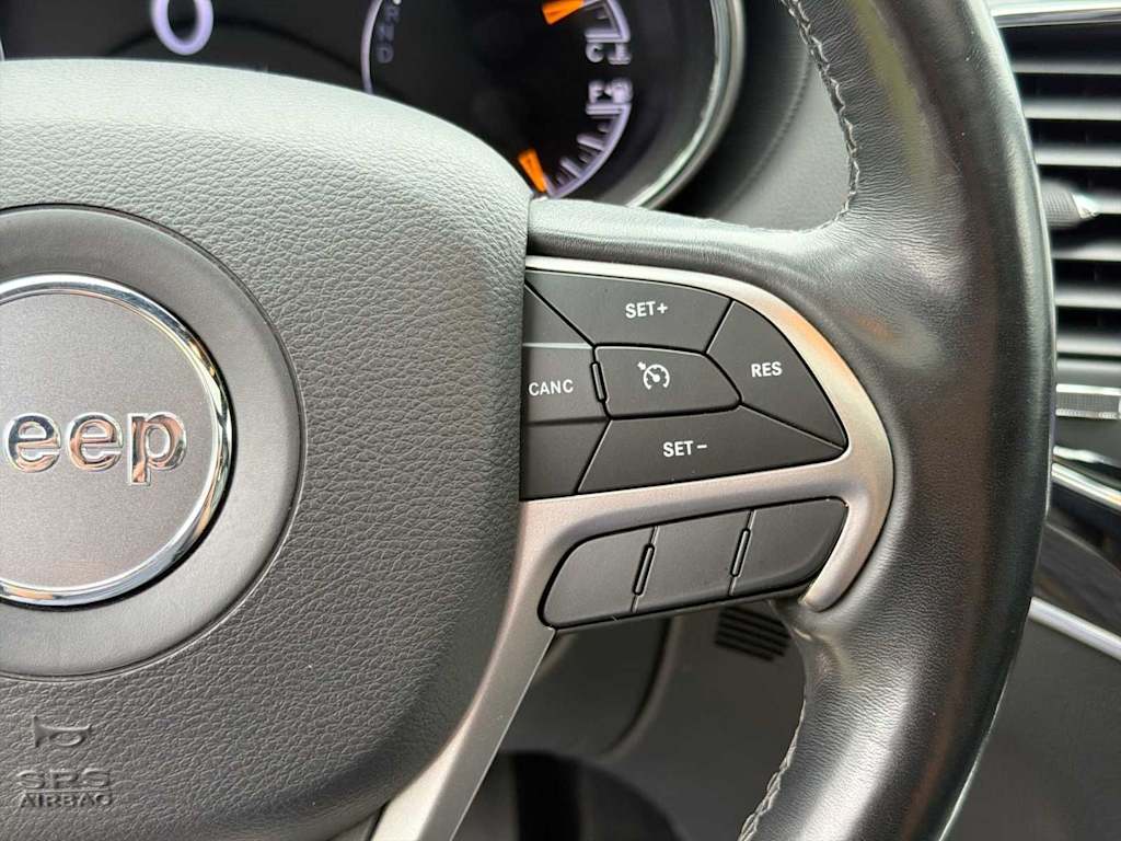 Thumbnail: 2020 Jeep Grand Cherokee - 28