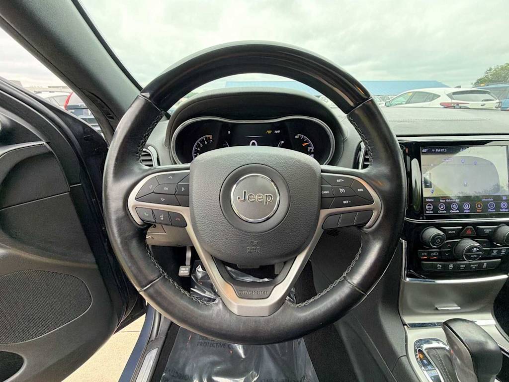 Thumbnail: 2020 Jeep Grand Cherokee - 12