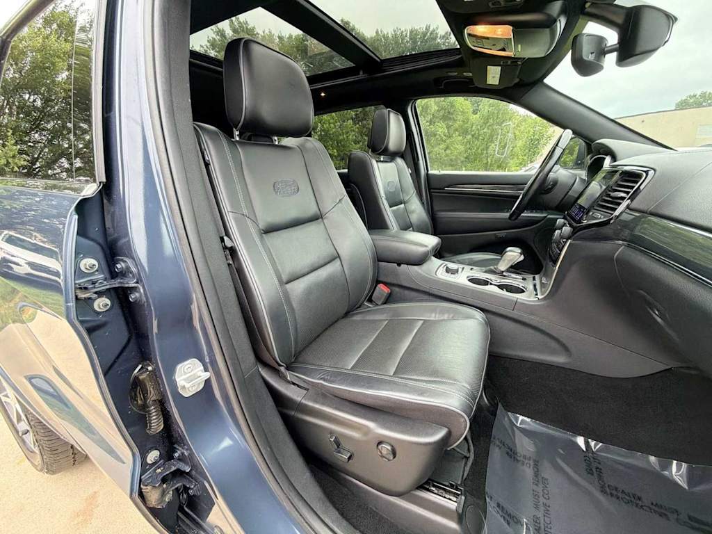 Thumbnail: 2020 Jeep Grand Cherokee - 10