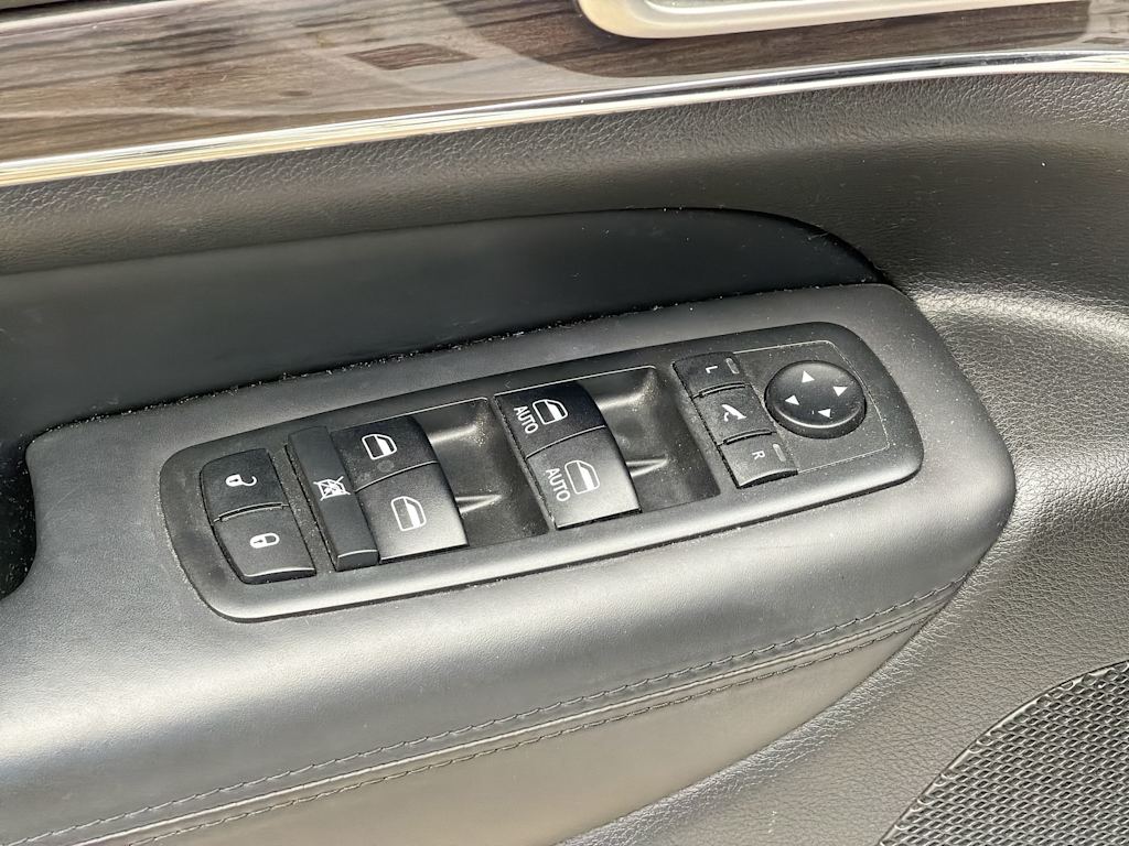 Thumbnail: 2018 Jeep Grand Cherokee - 22