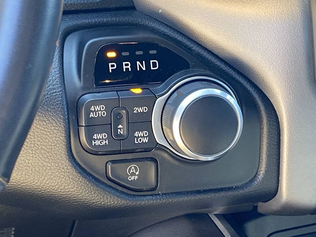2019 RAM 1500 Big Horn 32
