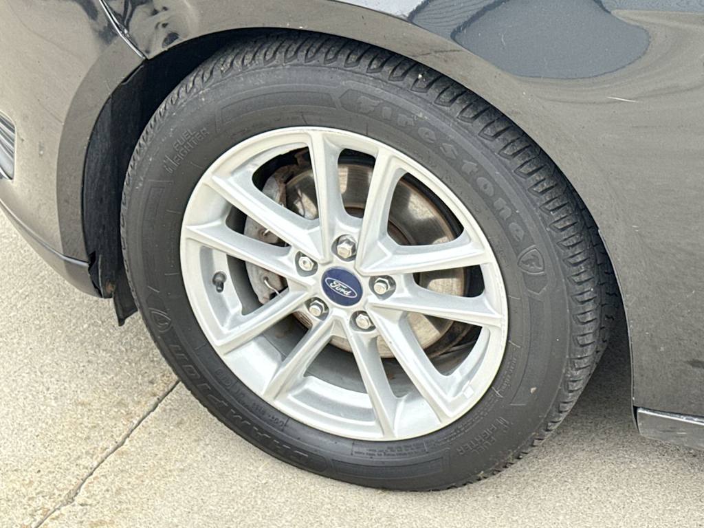 Thumbnail: 2015 Ford Focus - 7