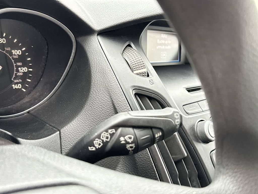 Thumbnail: 2015 Ford Focus - 15