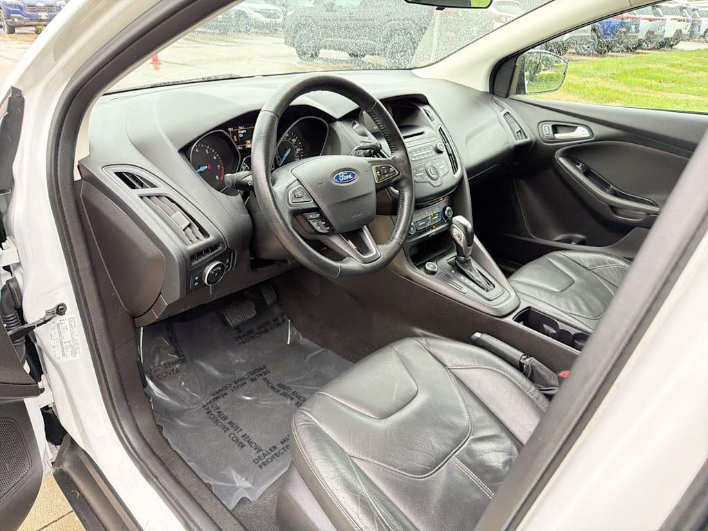 Thumbnail: 2016 Ford Focus - 2