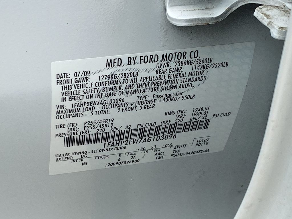 Thumbnail: 2010 Ford Taurus - 20