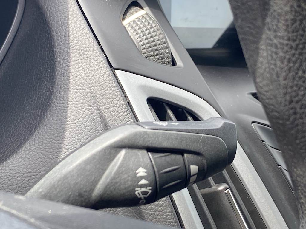 Thumbnail: 2012 Ford Focus - 15