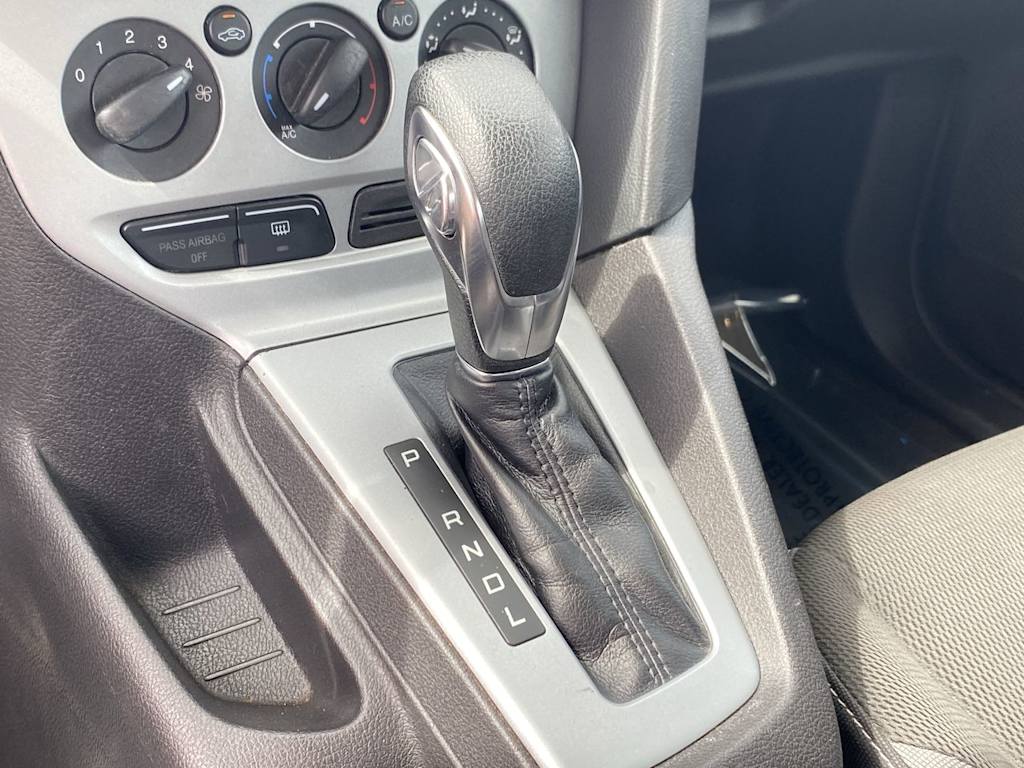 Thumbnail: 2012 Ford Focus - 30