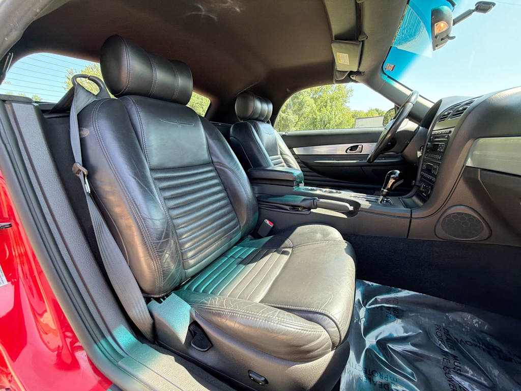 Thumbnail: 2002 Ford Thunderbird - 10
