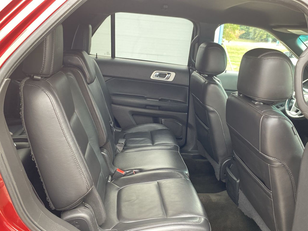 Thumbnail: 2015 Ford Explorer - 27