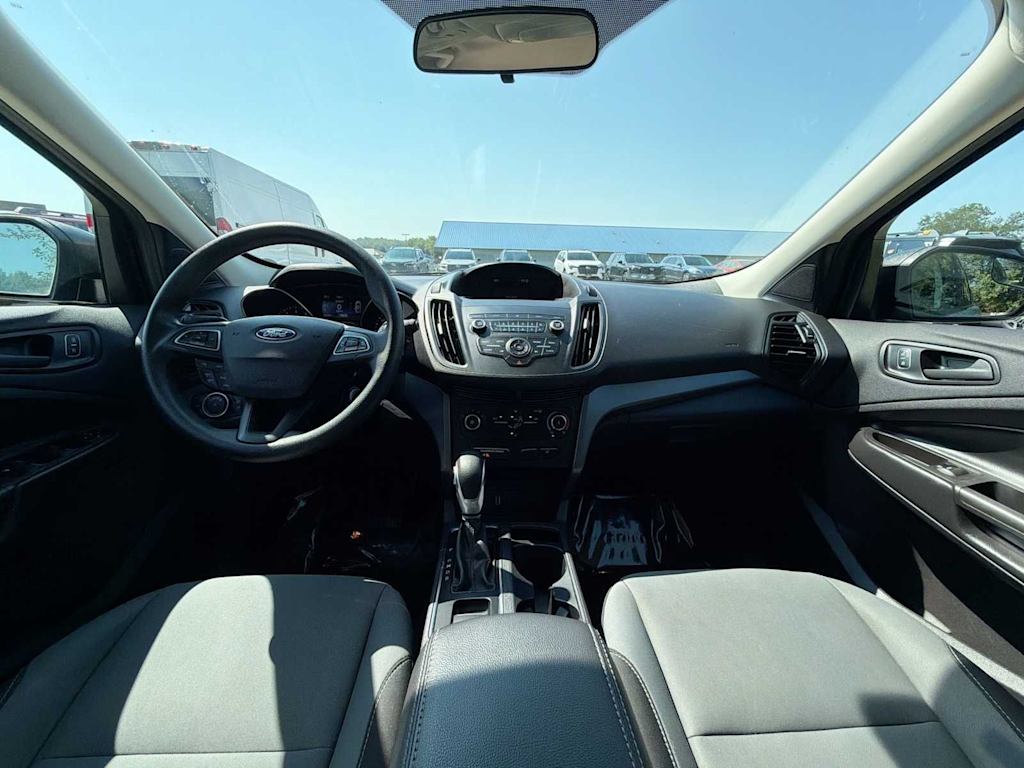 Thumbnail: 2019 Ford Escape - 9