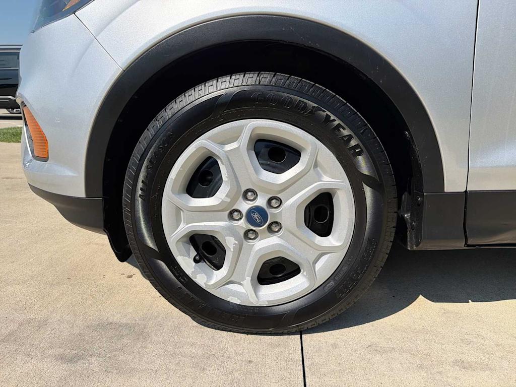 Thumbnail: 2019 Ford Escape - 7