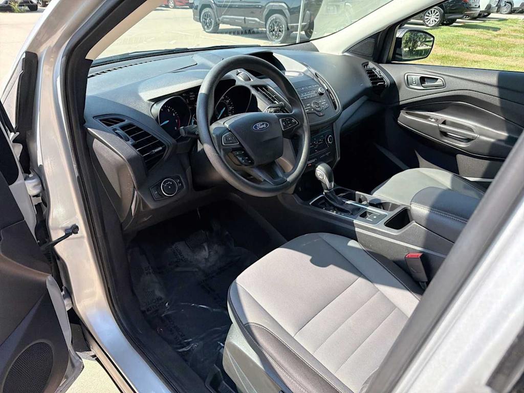 Thumbnail: 2019 Ford Escape - 2