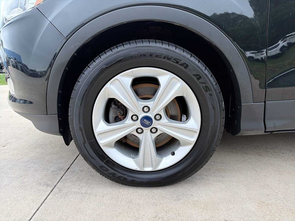 Thumbnail: 2015 Ford Escape - 6