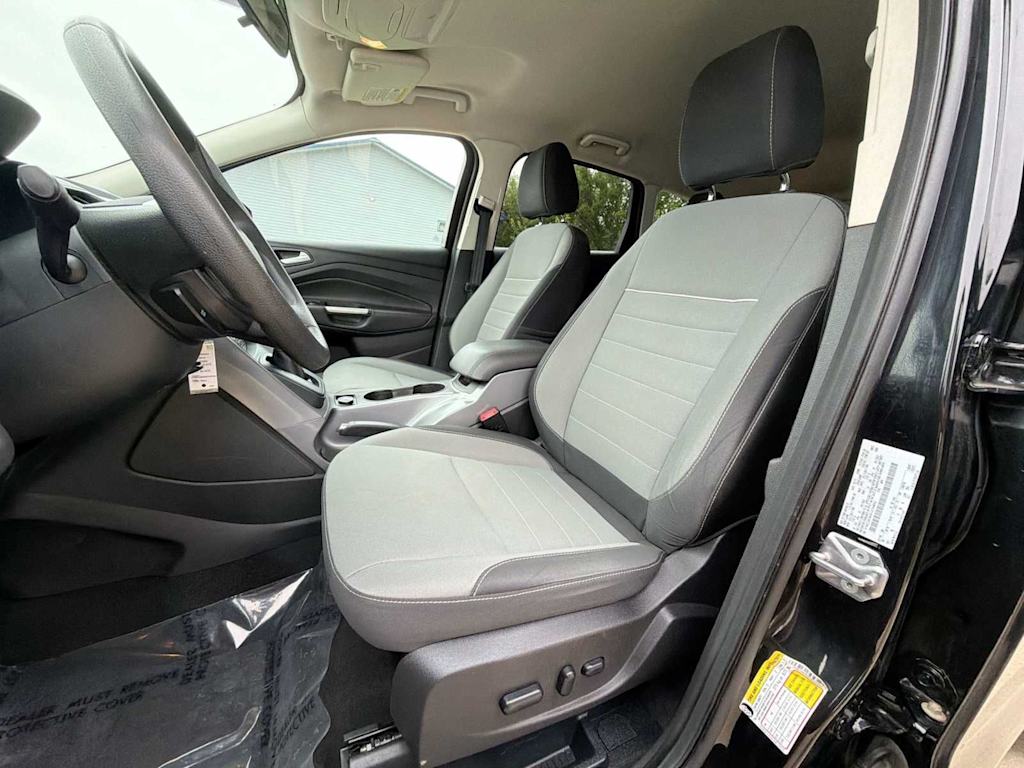 Thumbnail: 2015 Ford Escape - 10