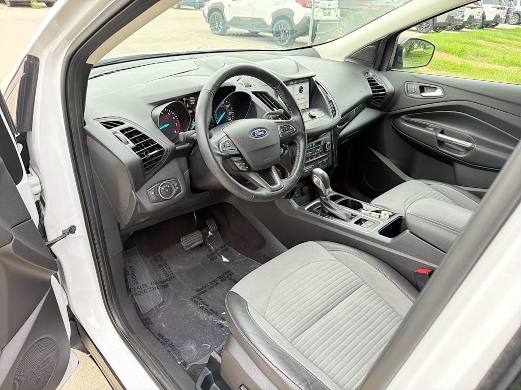 Thumbnail: 2019 Ford Escape - 2