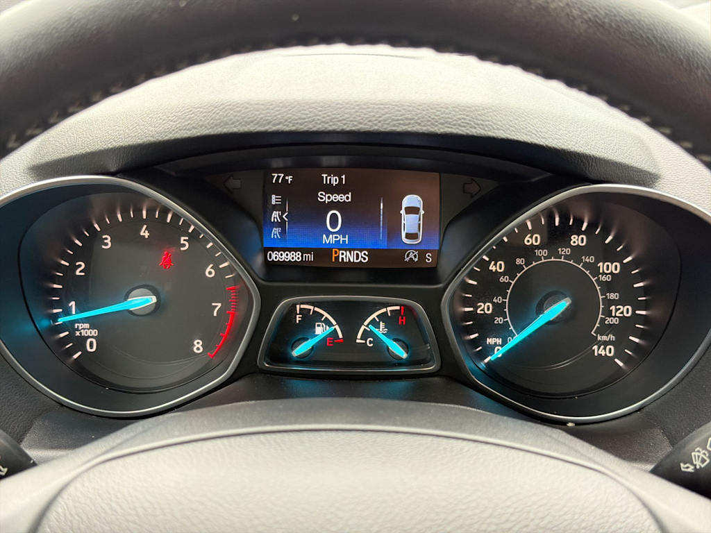 Thumbnail: 2019 Ford Escape - 16