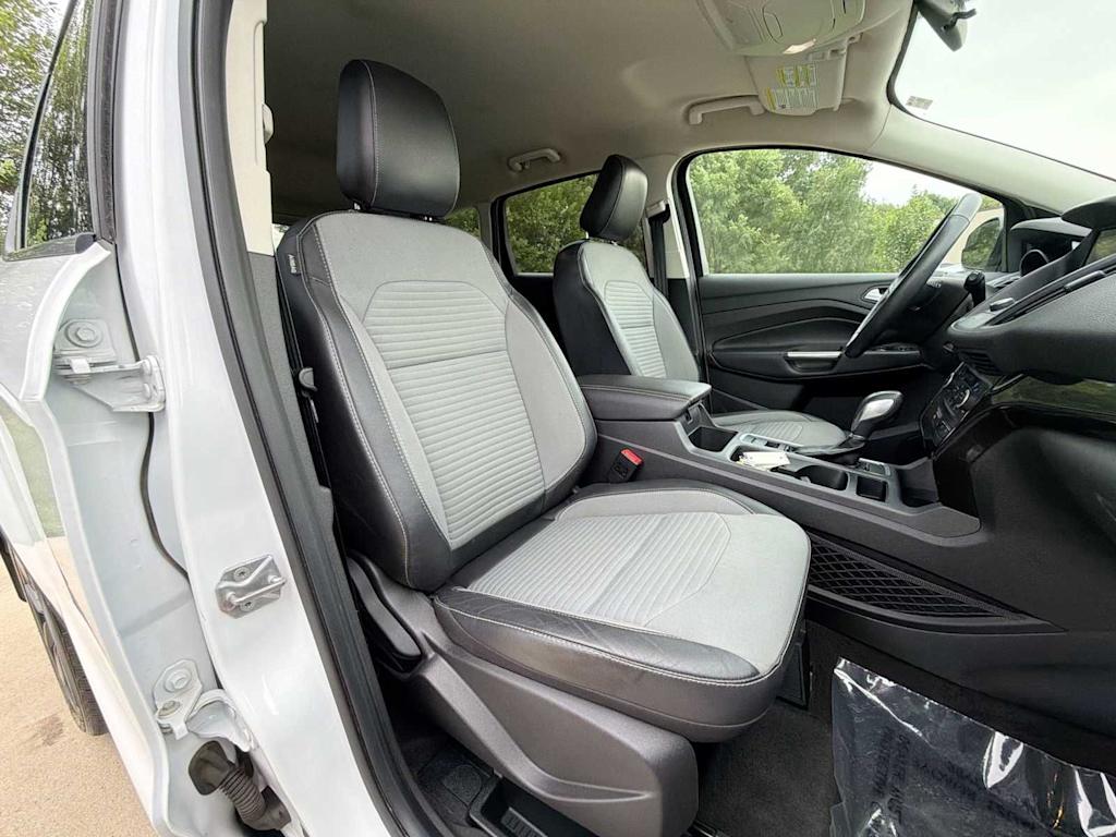 Thumbnail: 2019 Ford Escape - 11