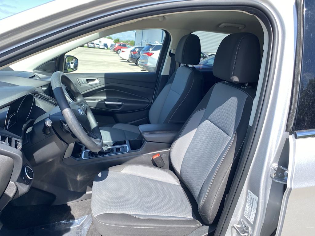 Thumbnail: 2017 Ford Escape - 10