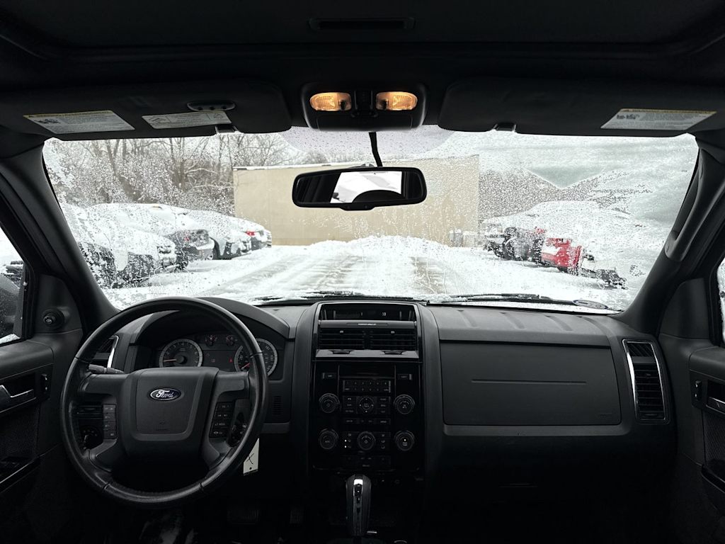 Thumbnail: 2011 Ford Escape - 8