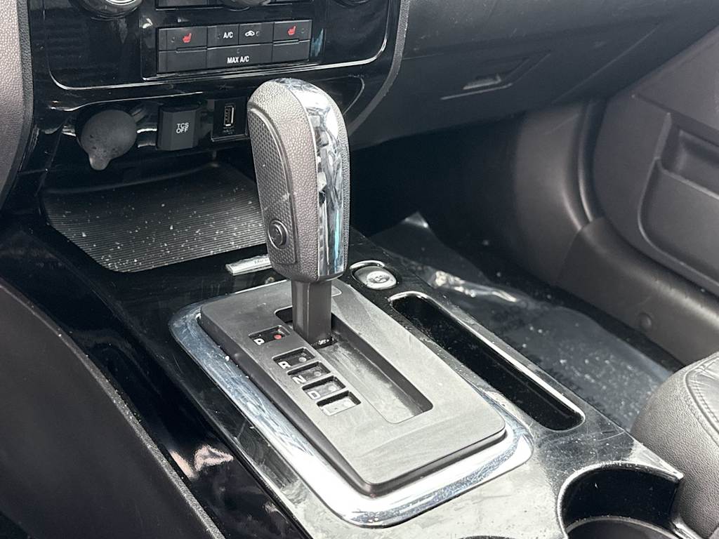 Thumbnail: 2011 Ford Escape - 30