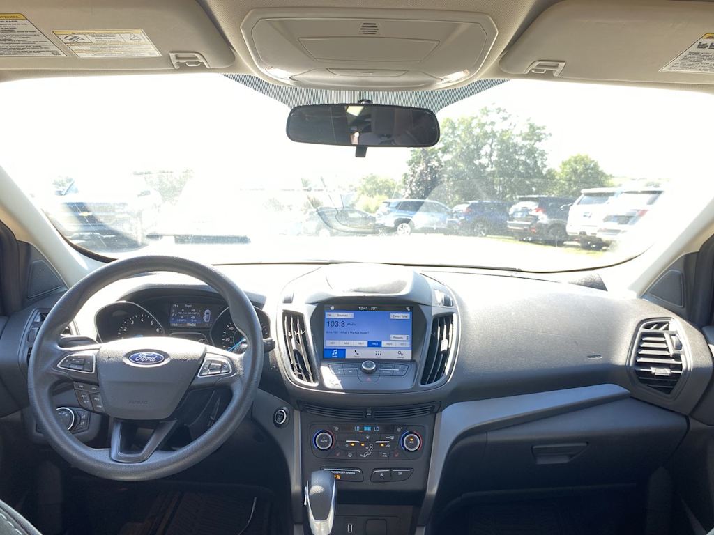 Thumbnail: 2019 Ford Escape - 9