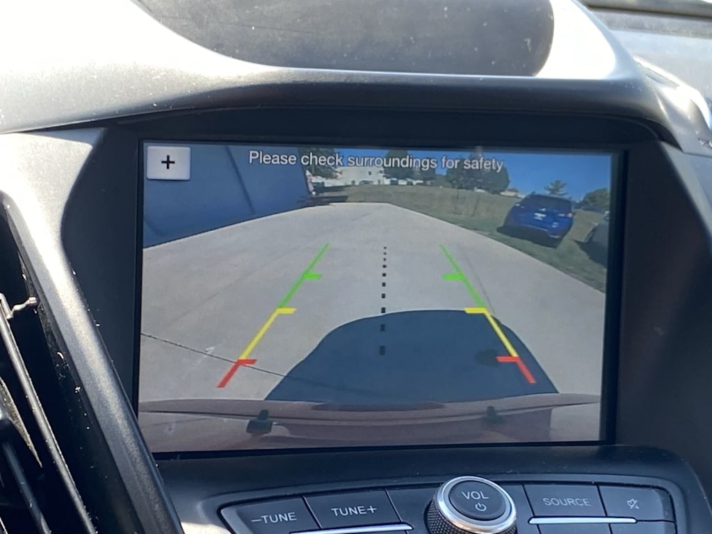 Thumbnail: 2019 Ford Escape - 30