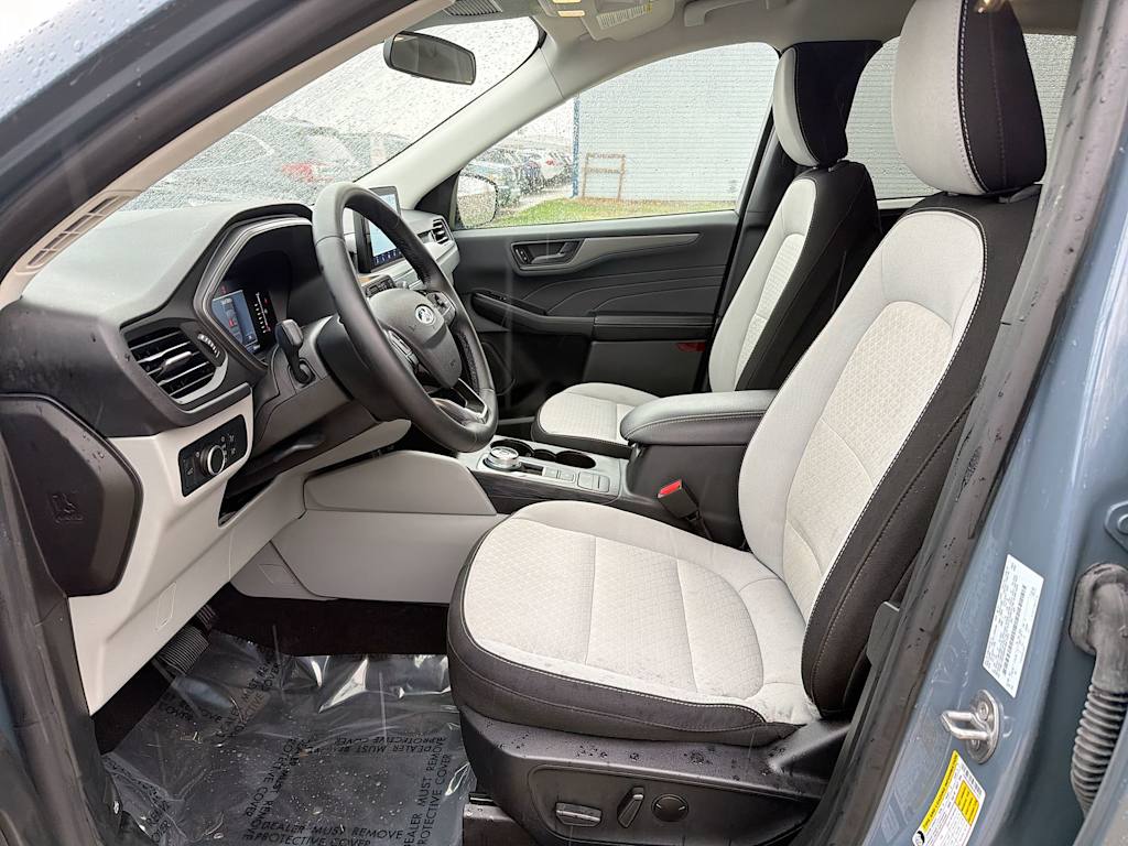 Thumbnail: 2024 Ford Escape - 10