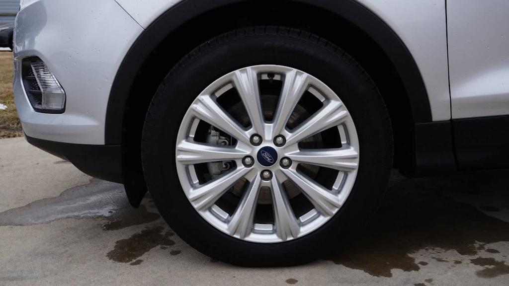 Thumbnail: 2019 Ford Escape - 7