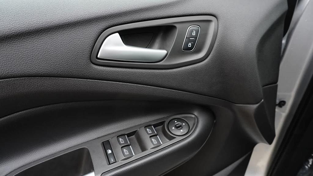 Thumbnail: 2019 Ford Escape - 23