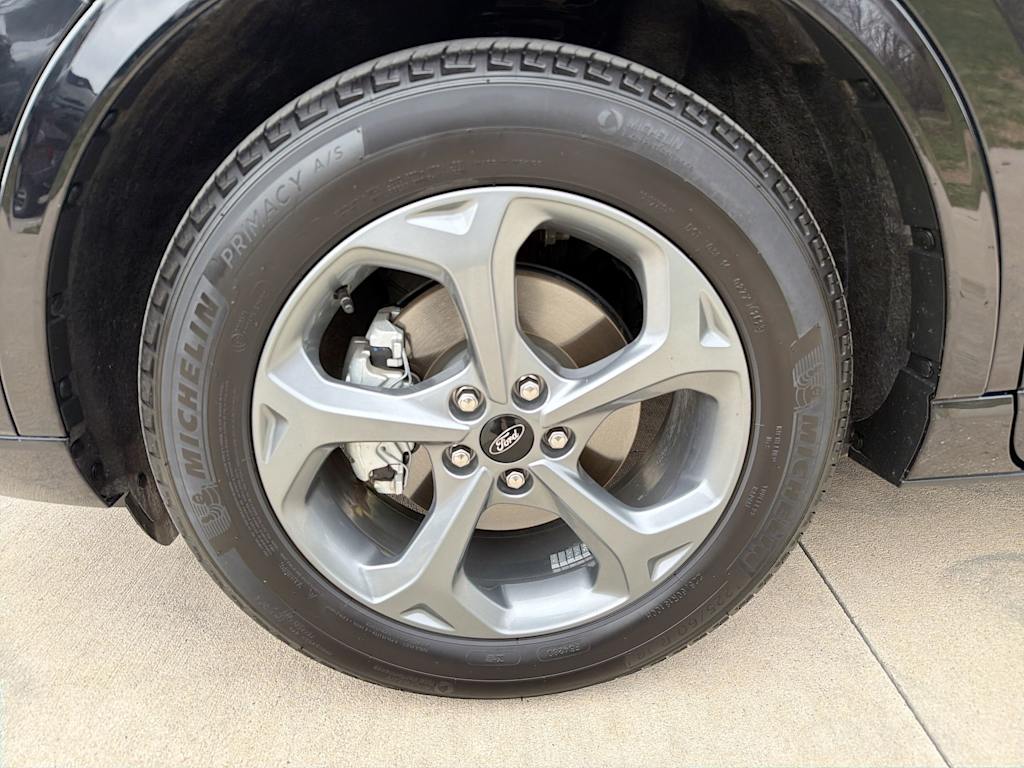 Thumbnail: 2023 Ford Escape - 7