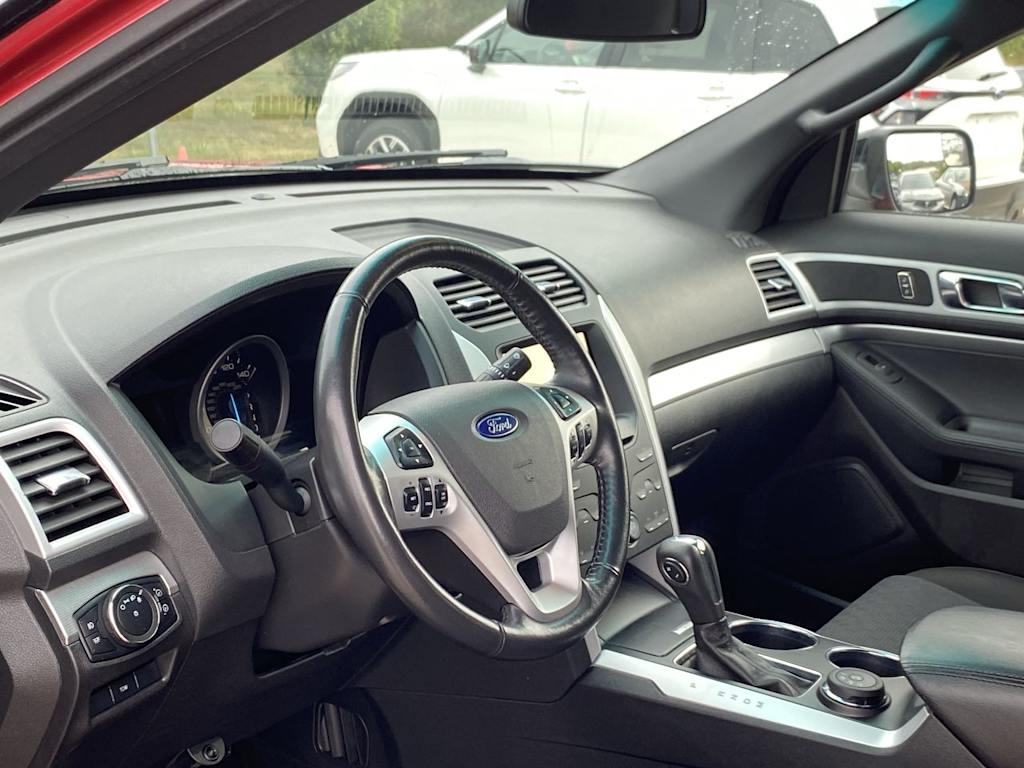 Thumbnail: 2011 Ford Explorer - 2
