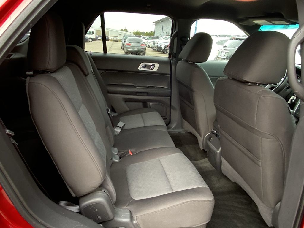 Thumbnail: 2011 Ford Explorer - 26