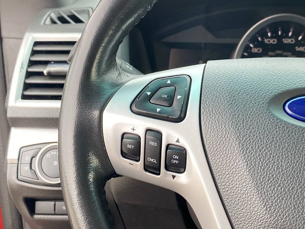 Thumbnail: 2011 Ford Explorer - 27