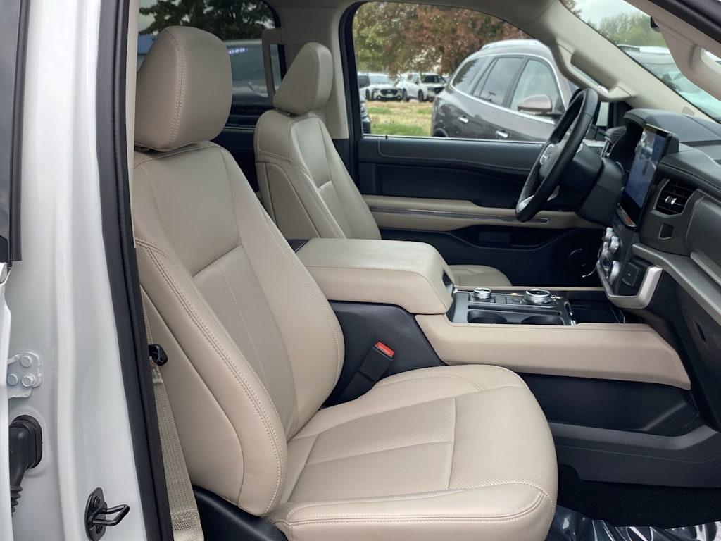 Thumbnail: 2024 Ford Expedition - 11