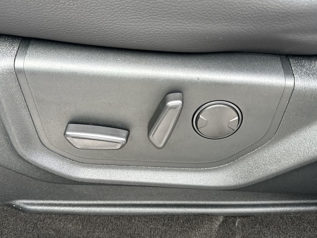 Thumbnail: 2020 Ford Expedition - 24