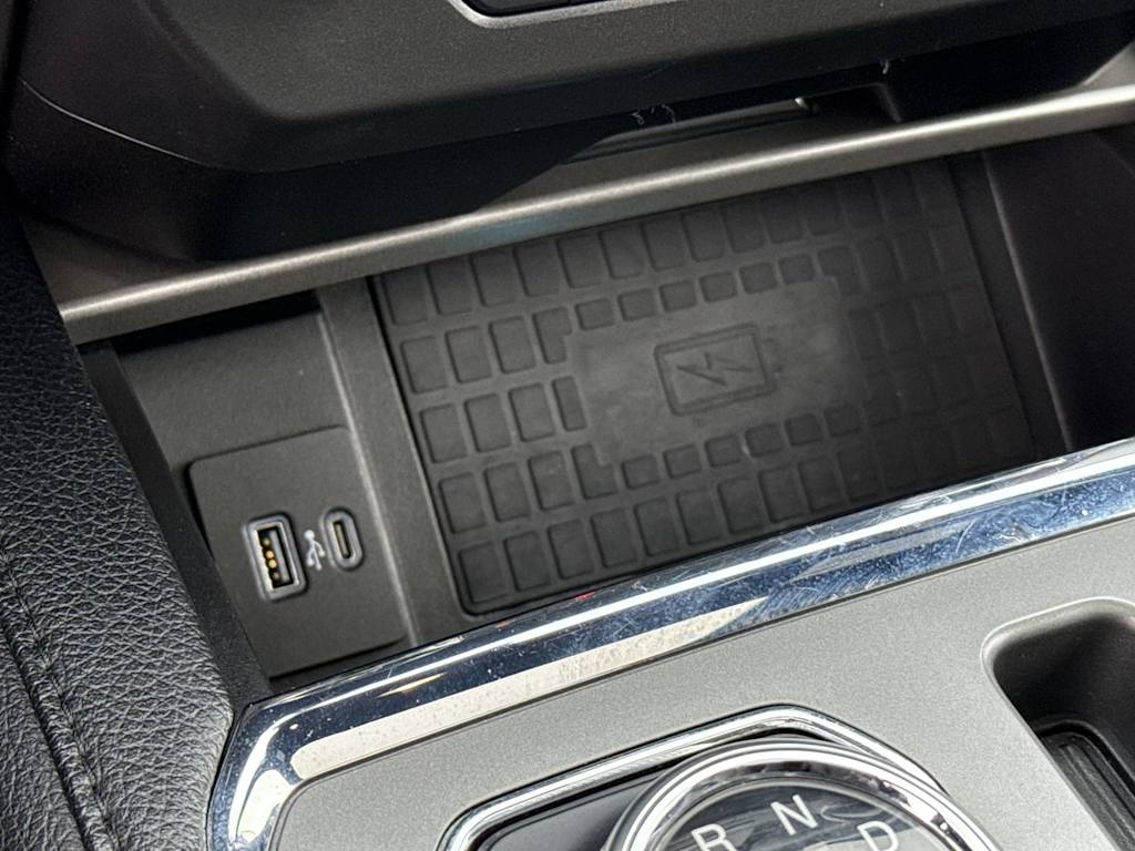 Thumbnail: 2020 Ford Expedition - 32