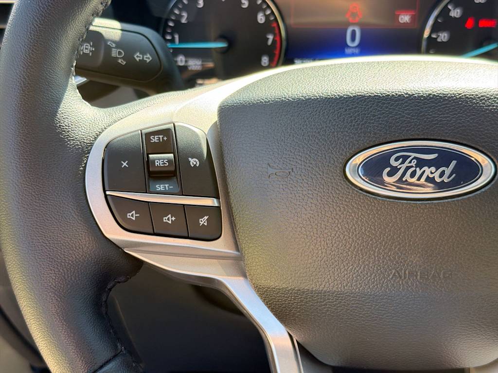 Thumbnail: 2023 Ford Explorer - 26