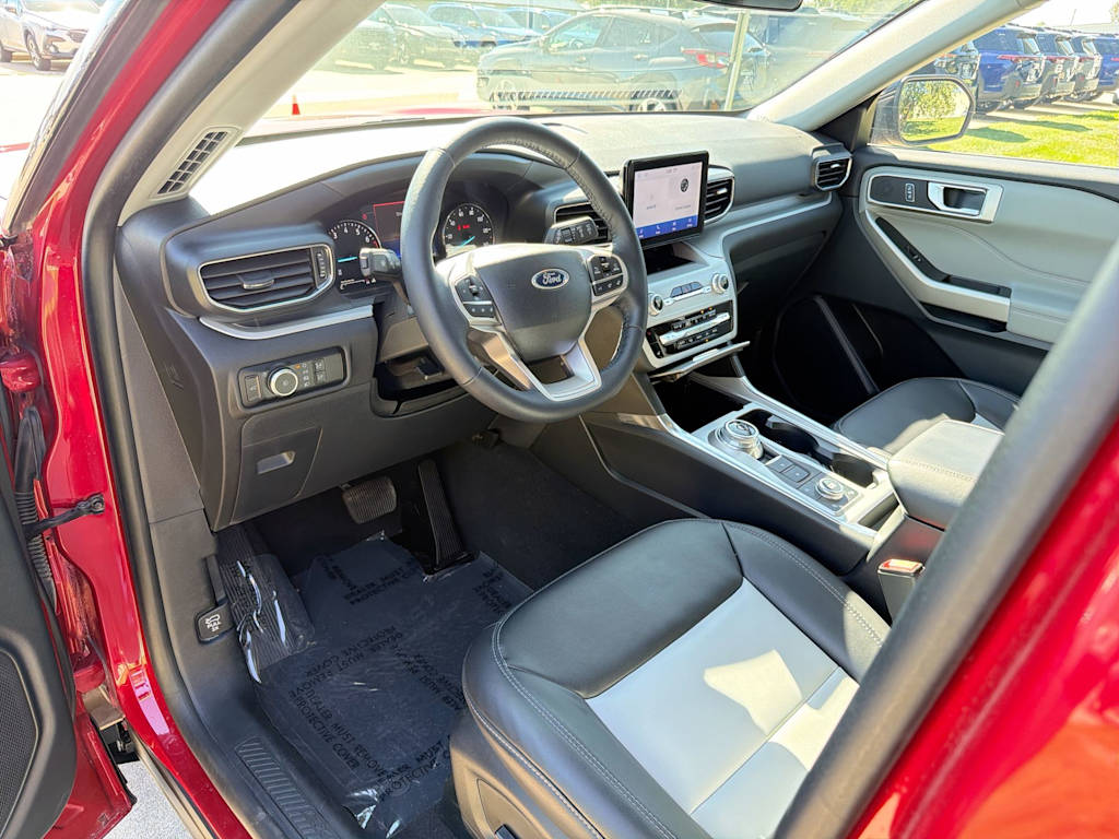 Thumbnail: 2023 Ford Explorer - 2