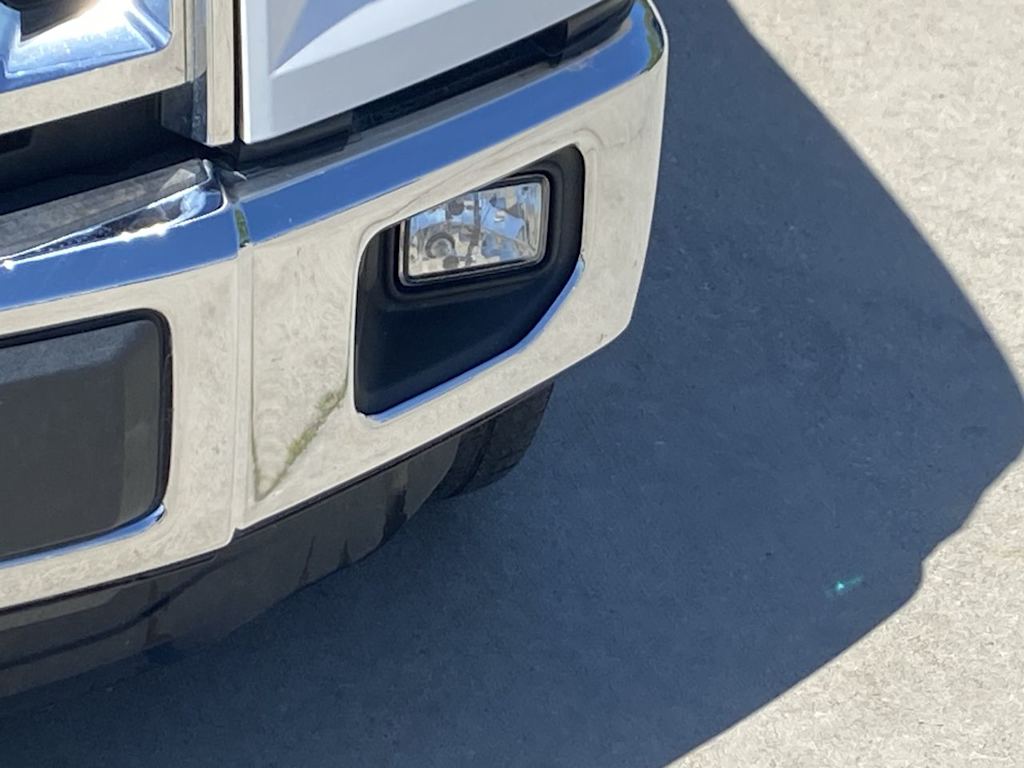 2016 Ford F-150 XLT 24