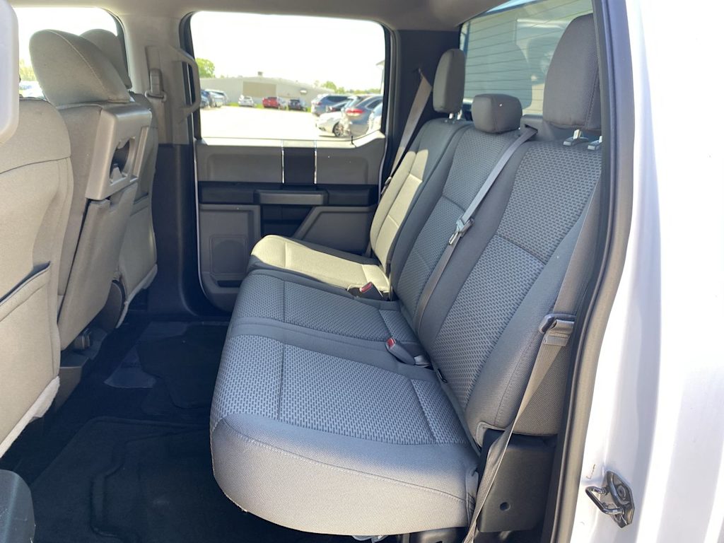 2016 Ford F-150 XLT 25