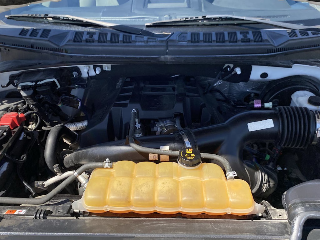 2016 Ford F-150 XLT 8