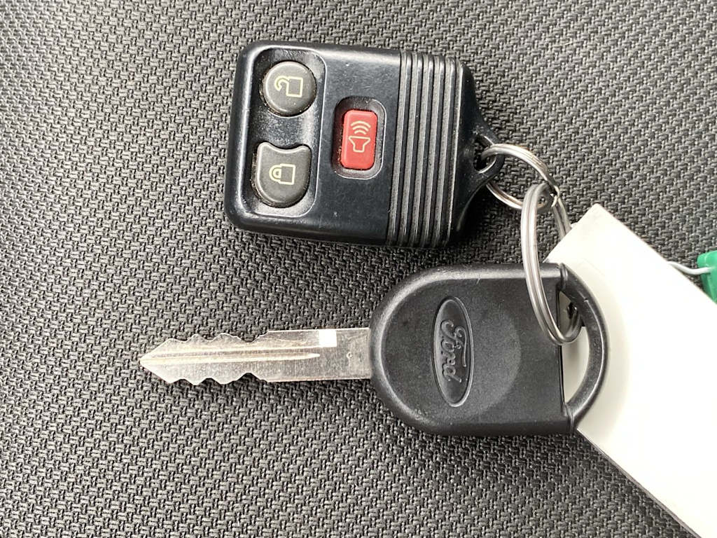 Thumbnail: 2010 Ford Ranger - 16