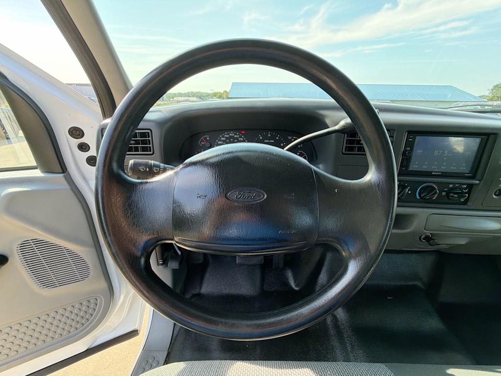 Thumbnail: 2002 Ford F-250 - 24