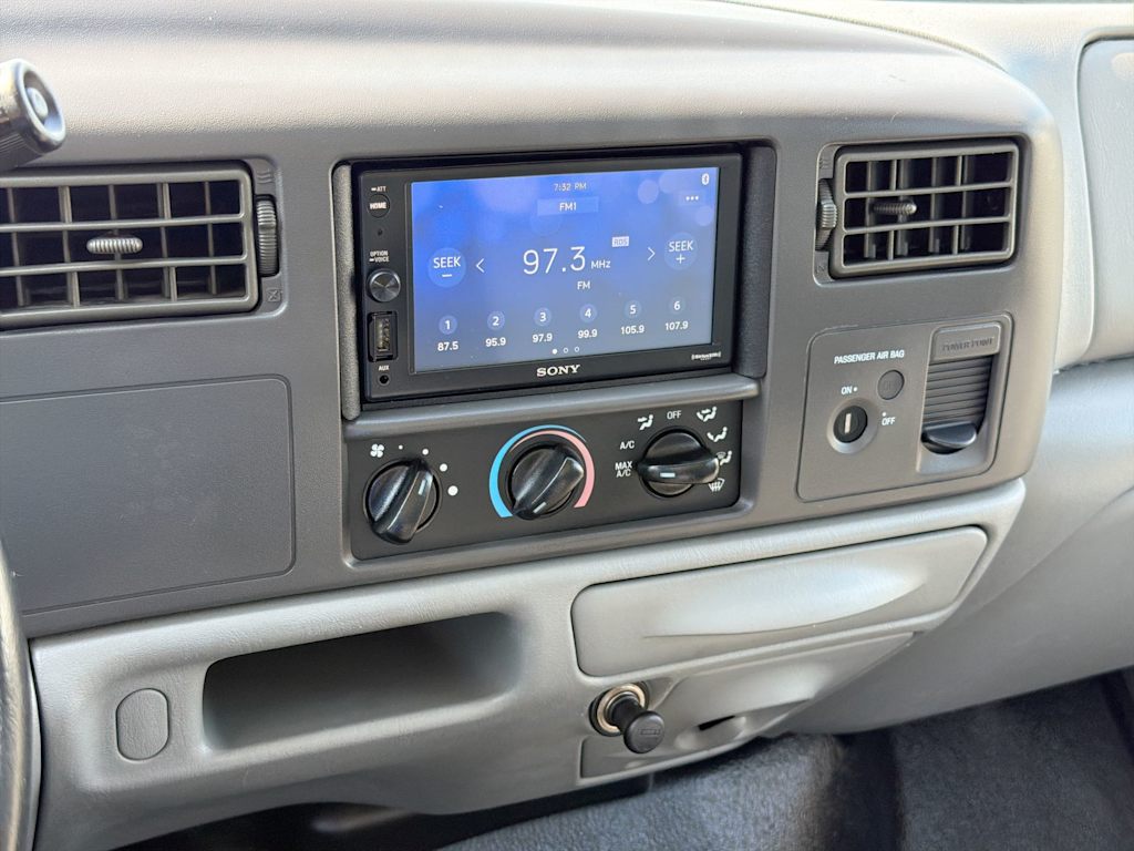 Thumbnail: 2002 Ford F-250 - 13