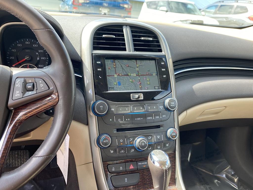 Thumbnail: 2013 Chevrolet Malibu - 14