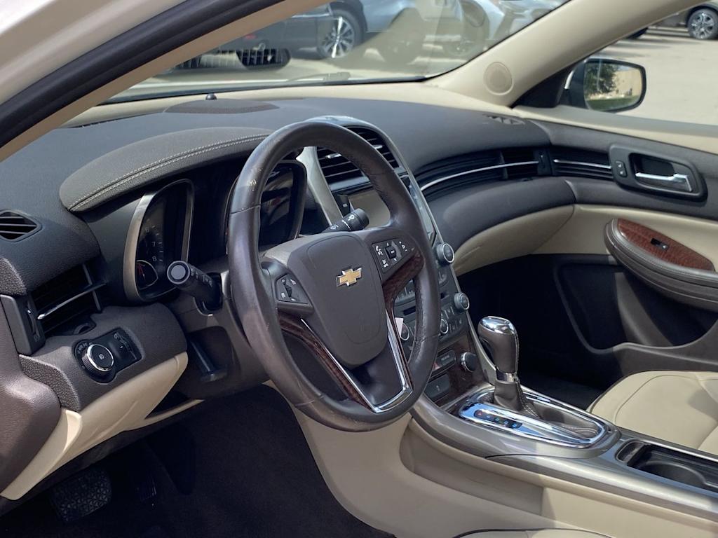 Thumbnail: 2013 Chevrolet Malibu - 2