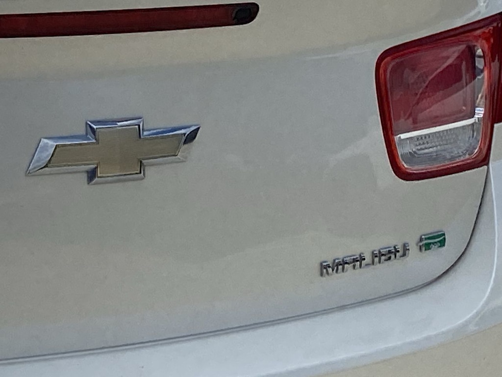 Thumbnail: 2013 Chevrolet Malibu - 24